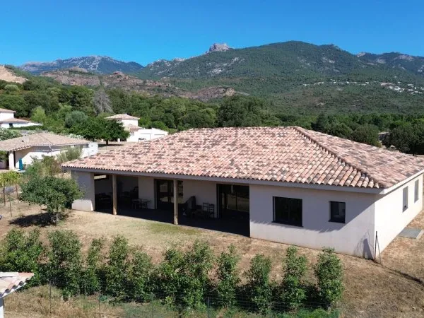 VILLA T5 DE PLAIN PIED ACCÈS PMR SUR 1278m2 DE TERRAIN AVEC