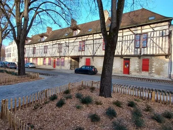 Studio avec parking