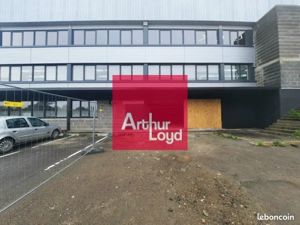 Local d'activité 349 m²