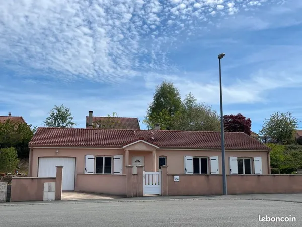 Plain-pied récent 4 chambres - clos et sans vis à vis - Guéret - Creuse