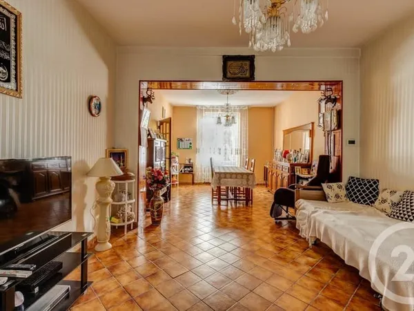 Maison 6 pièces 145 m²