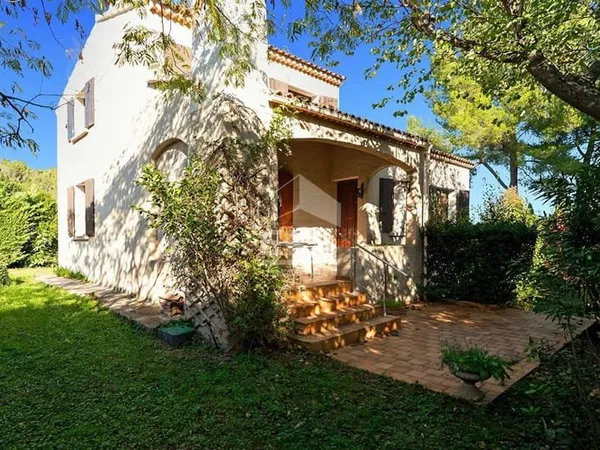 Maison 5 pièces 144 m²