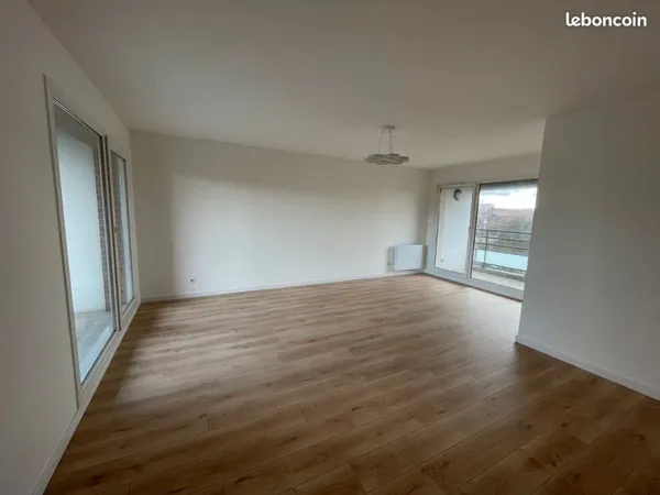 T3 rénové 75 m² - 2 balcons - Parking - Résidence sécurisée