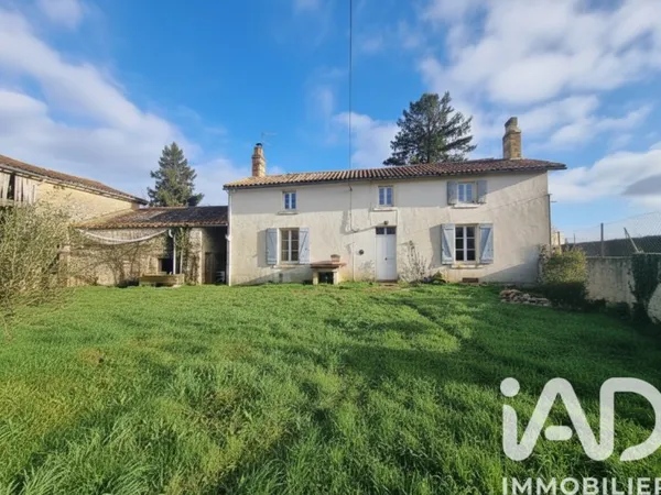 Maison 7 pièces 230 m²