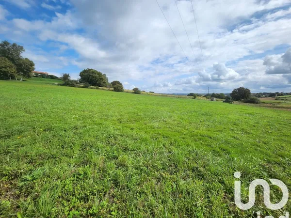Terrain 5763 m²