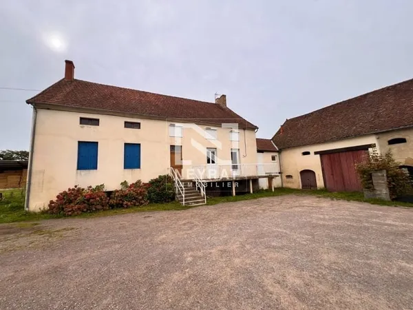 Grande longere à vendre