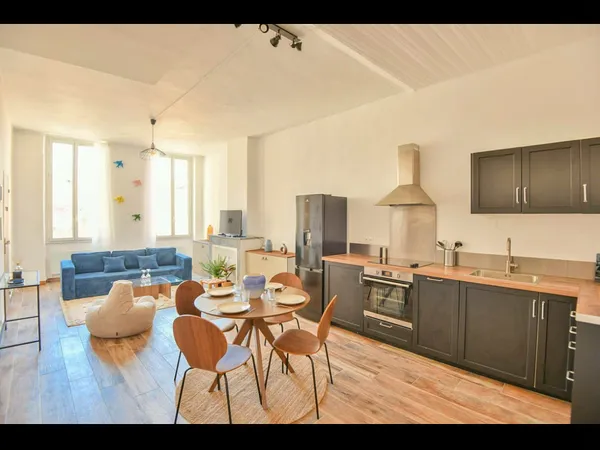 Loue 3 pièces Marseille, 55m²