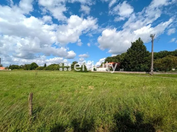 Terrain à bâtir Vente Claix  6020m² 94500€