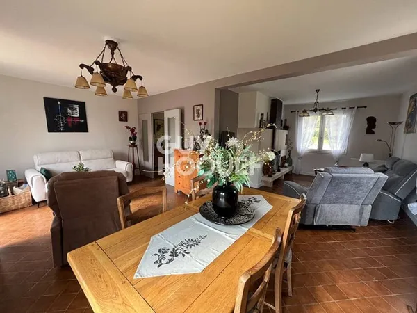 Maison 8 pièces 165 m²