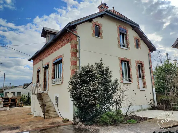 Maison 10 pièces 165 m²