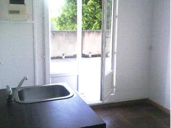 Studio 13m² non meublé Antony - RER B et ligne 18