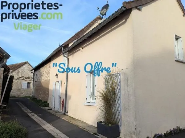Maison de pays Antogny Le Tillac.Vente à termes libre