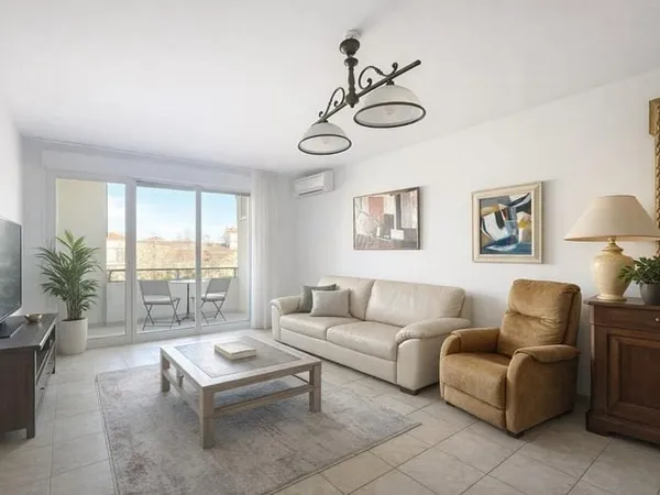 Résidence sénior - T3 - 69,32 m2 - Intra muros - AVIGNON