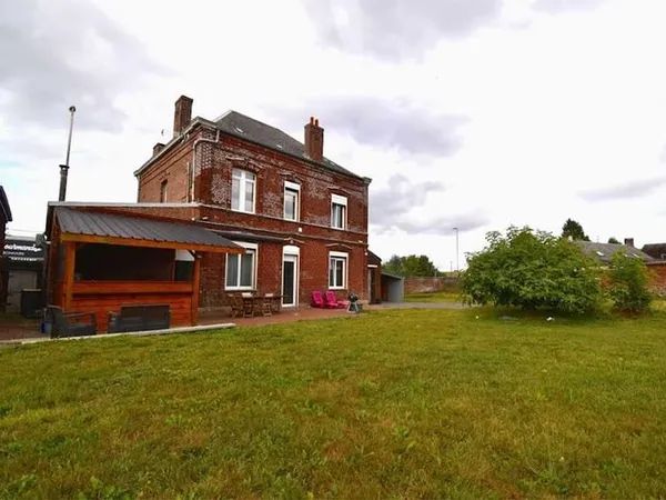 Maison 7 pièces 178 m²