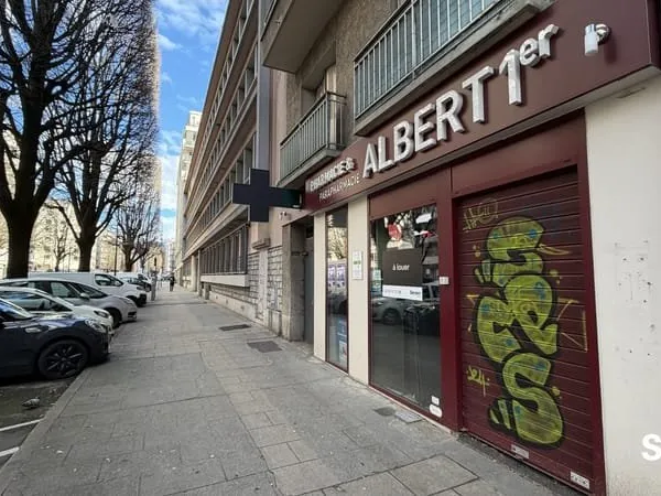 Local commercial 90 m²