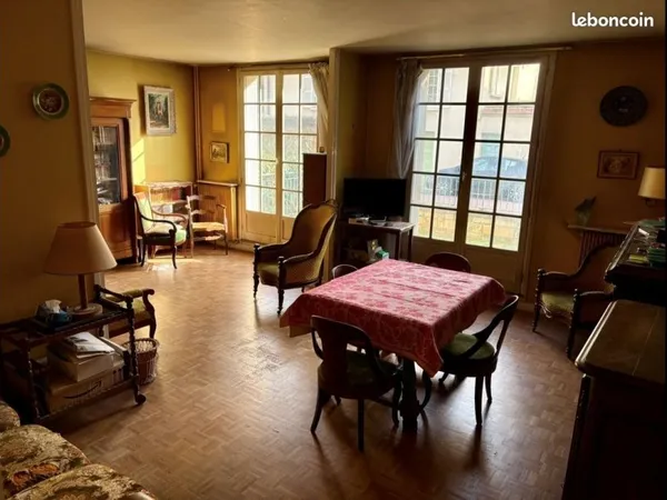 Appartement F4 Versailles Notre Dame 83m² avec jardin et place de garage