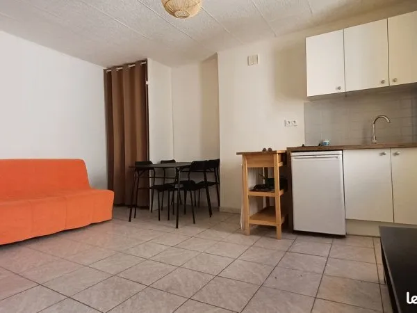 Studio 1 pièce 20 m²