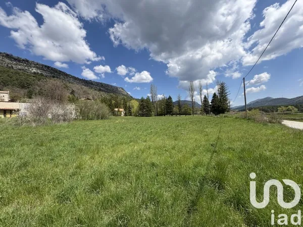 Terrain en individuel 2123 m²