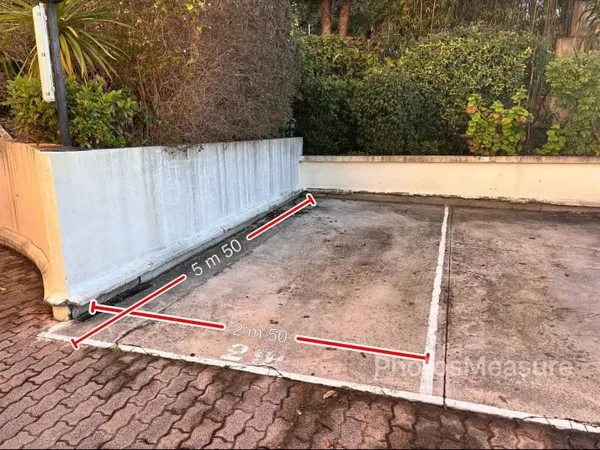 Parking 14 m²