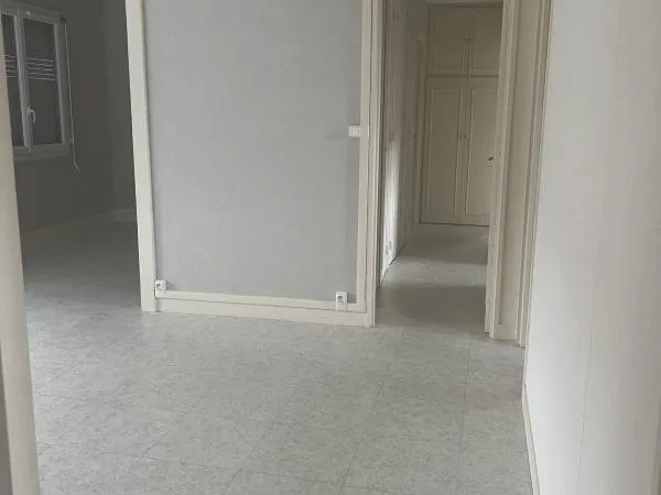 GISORS - T5 de 77 m²