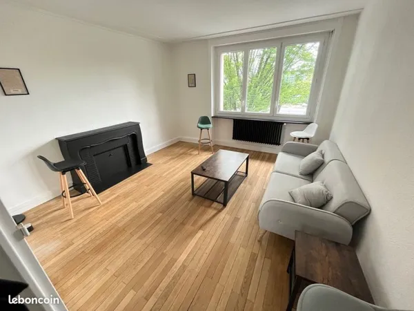 Appartement 3 chambres meublé de 85 m², 300m gare SNCF Sud, vue Erdre -Idéal colocation actifs / étu