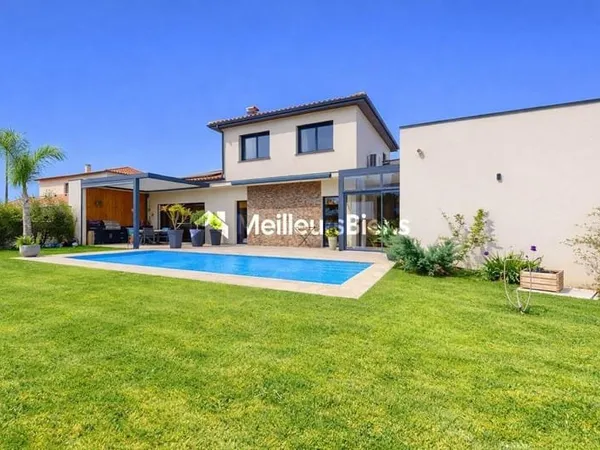 Superbe villa T4 2022 de 180 m² avec piscine à Canohès