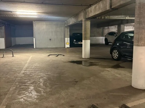 Loue parking