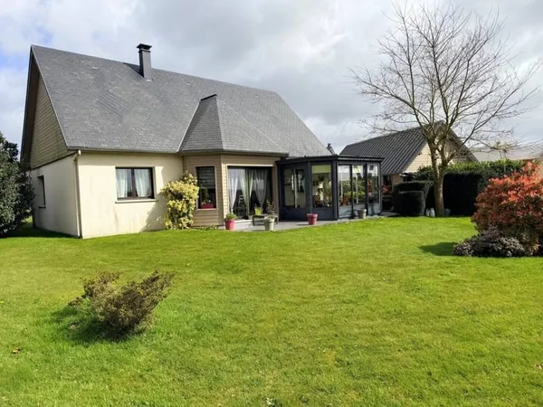 Maison de plain-pied 5 pièces 102 m²