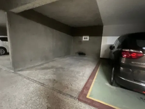 Parking 14 m²