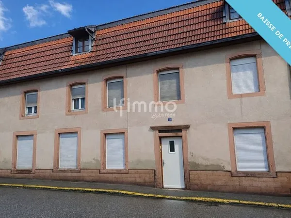 Immeuble comprenant deux logements