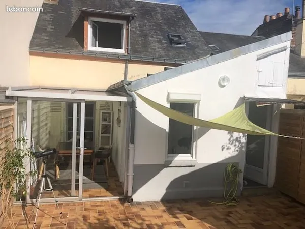 Maison chasse royale
