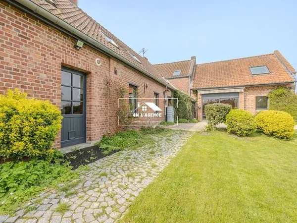 Maison 7 pièces 223 m²