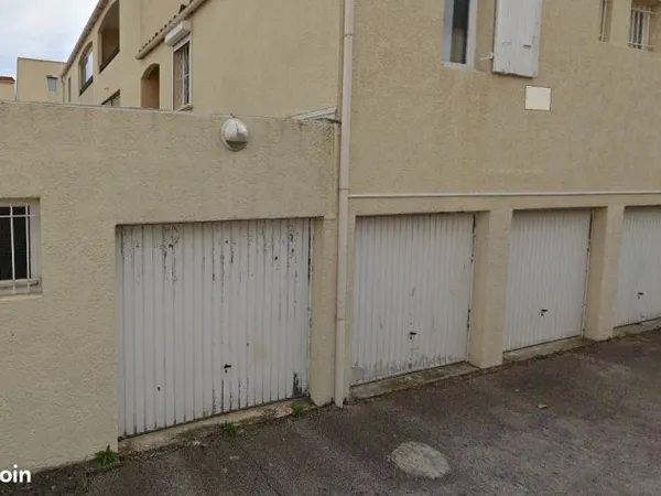 Particulier loue garage