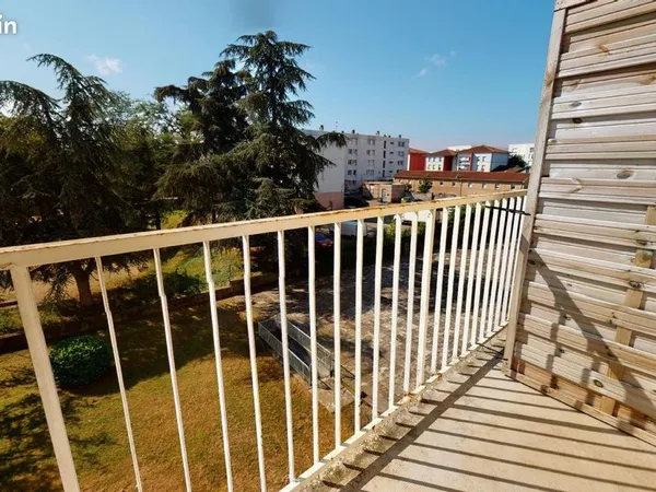 Chambre 4 pièces 66 m²