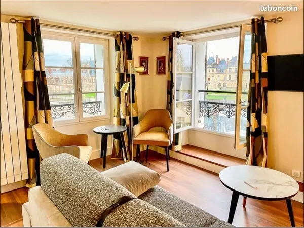 Vue exceptionnelle Château Fontainebleau - F2 44 m² standing
