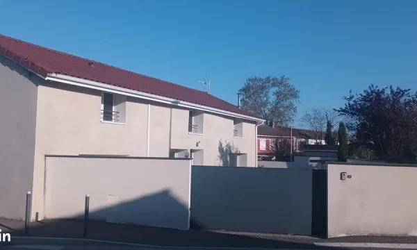 Maison . 114 m² . 4 pièces