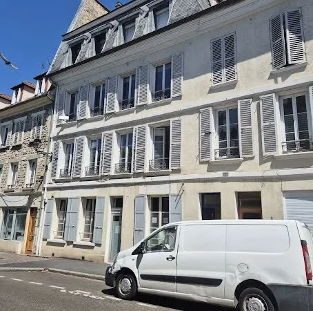 Appartement 7 pièces 224 m²