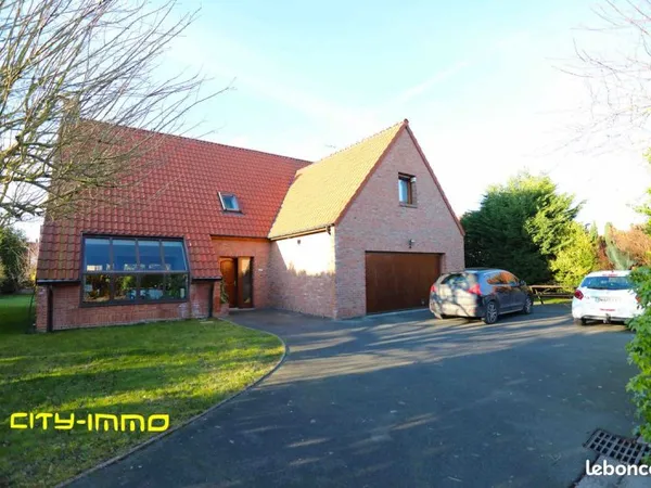 Maison 8 pièces 202 m²