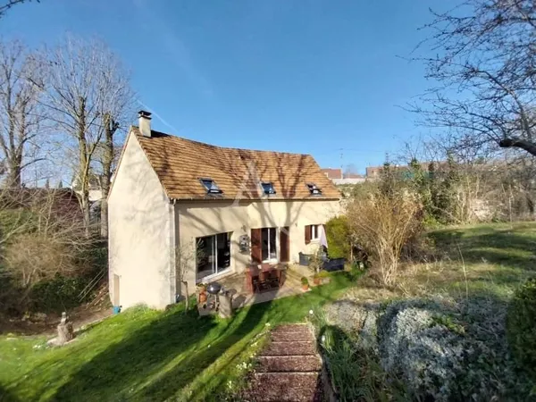Maison 6 pièces 165 m²