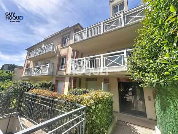 Rez-de-Jardin - F3 - Une cave - Une place de parking en sous-sol
