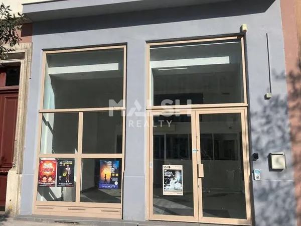 Local commercial 73 m²