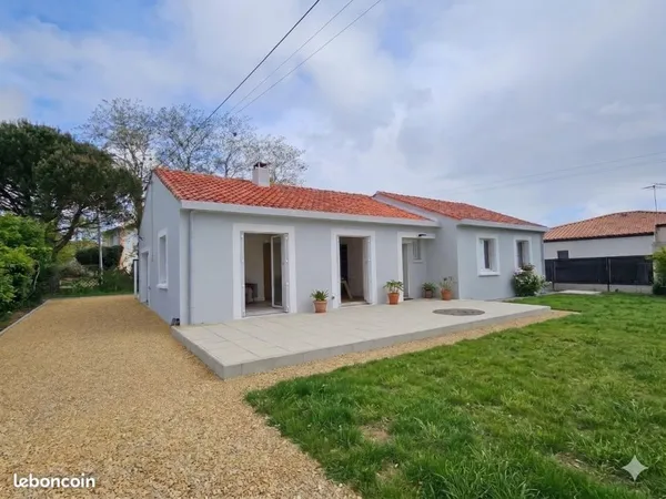 Sainte Marie sur Mer : Maison rénovée - 4 chambres - 10 min à pied de la plage et du bourg