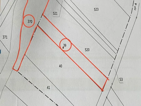 Terrain 1947 m²
