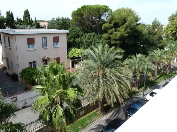 APPARTEMENT TYPE T3 + TERRASSE - PARKING EN SOUS-SOL