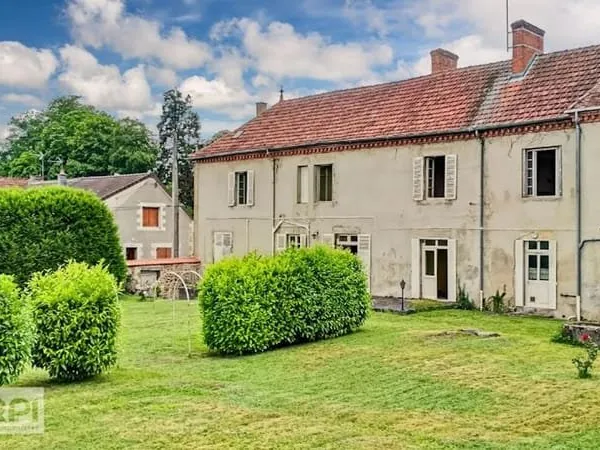 Maison 6 pièces 350 m²