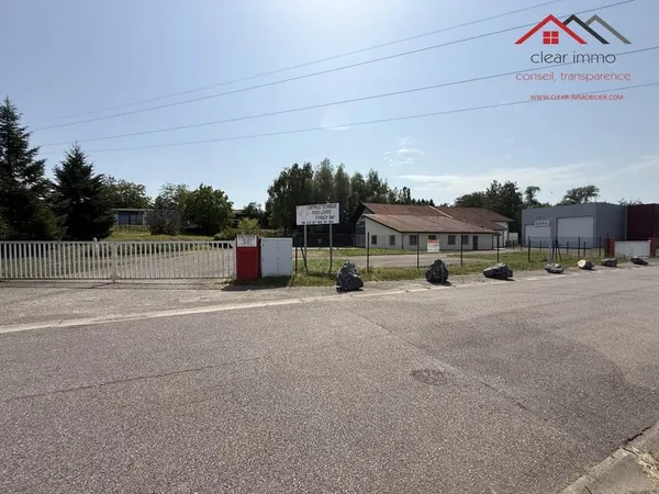 locaux professionnel de 680m2 sur 6 000M2 de terrain