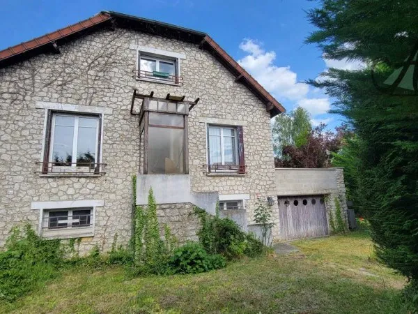 Maison 6 pièces 219 m²