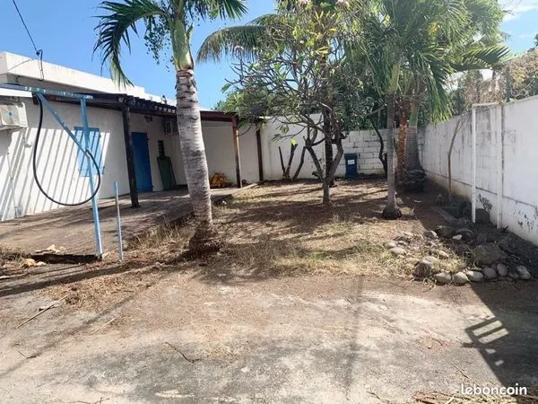 Centre-ville Saint-Leu, Terrain 343 m² viabilisé