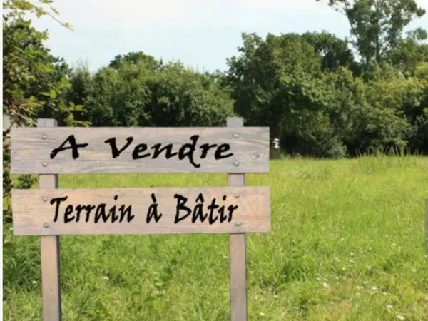 Le Perthuis, belles parcelles de terrains à vendre (7050 m² dont 3720 m² constructibles)
