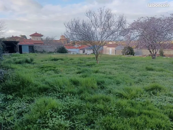 Vente terrain 890 m2